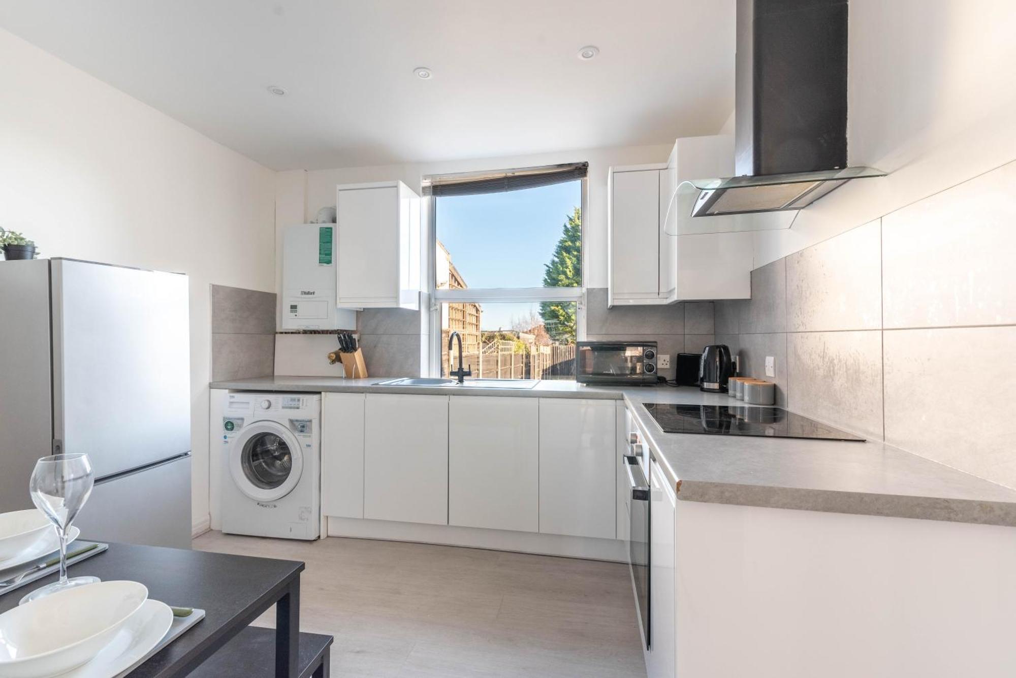 Ivy House - 3 Bedroom House - Contractor Holiday home Bristol